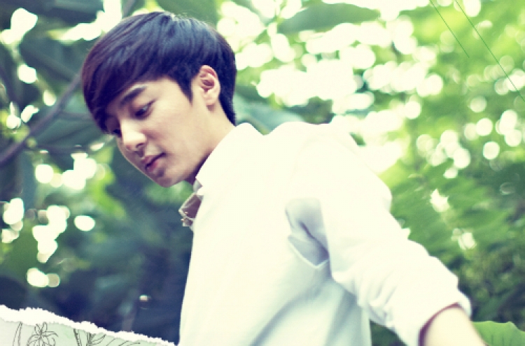 Eyelike: Roy Kim’s 1st album showcases soothing vocals