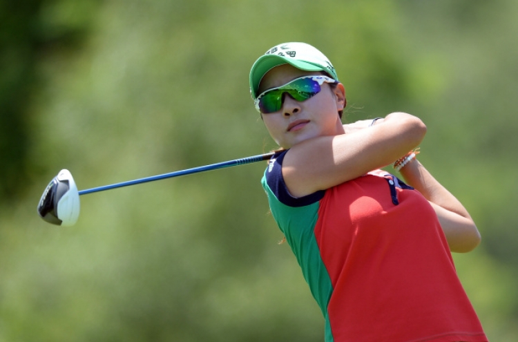 Park Hee-young leads at Manulife LPGA