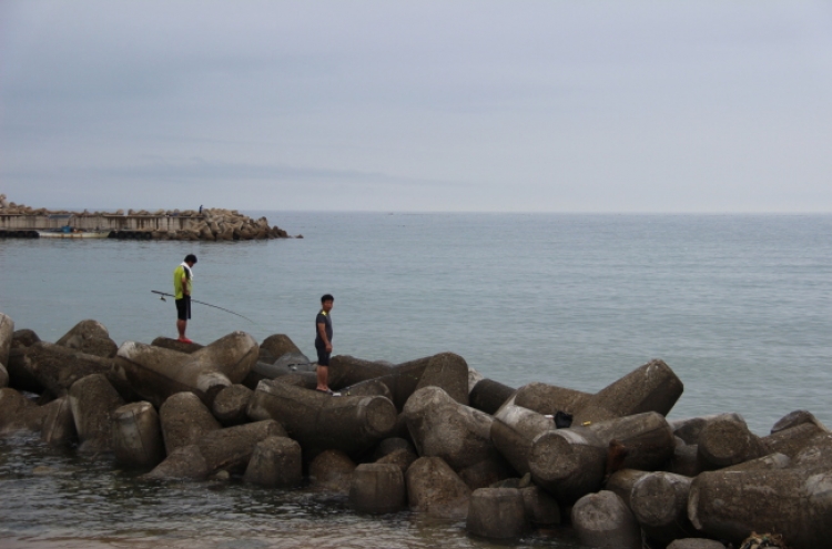 Korea’s longest walking trail reveals beauty of east coast