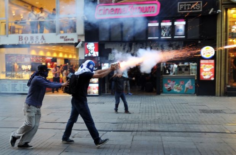 Antigovernment protester dies in Turkey