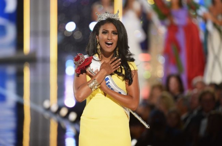 U.S. wakes up to a Miss America of Indian descent