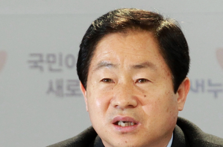 Park taps ex-lawmaker as secretary for political affairs
