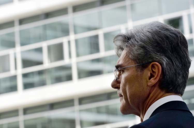 Siemens CEO cuts 15,000 jobs to catch up with General Electric