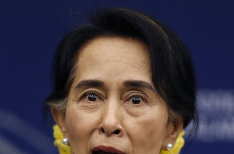 Suu Kyi finally gets EU Sakharov rights prize