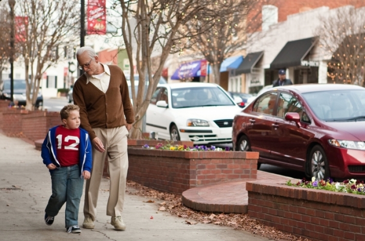 Johnny Knoxville shrugged off a lot on the way to being ‘Bad Grandpa’