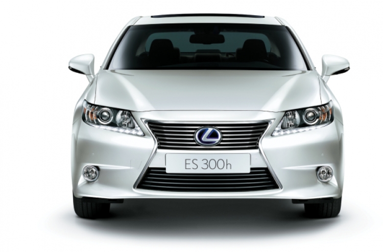 Lexus ES 300h defines perfection