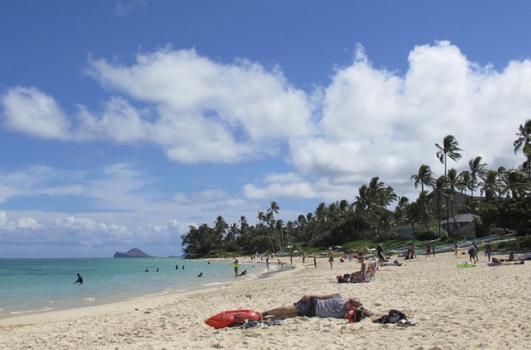 Hawaii town to state: Stop sending tourists