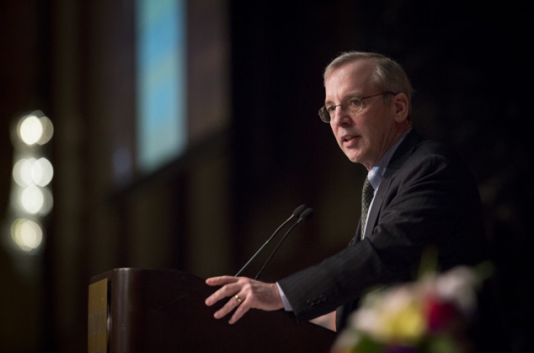 Fed’s Dudley more hopeful on economy