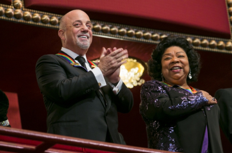 Billy Joel, 4 others receive Kennedy Center Honors