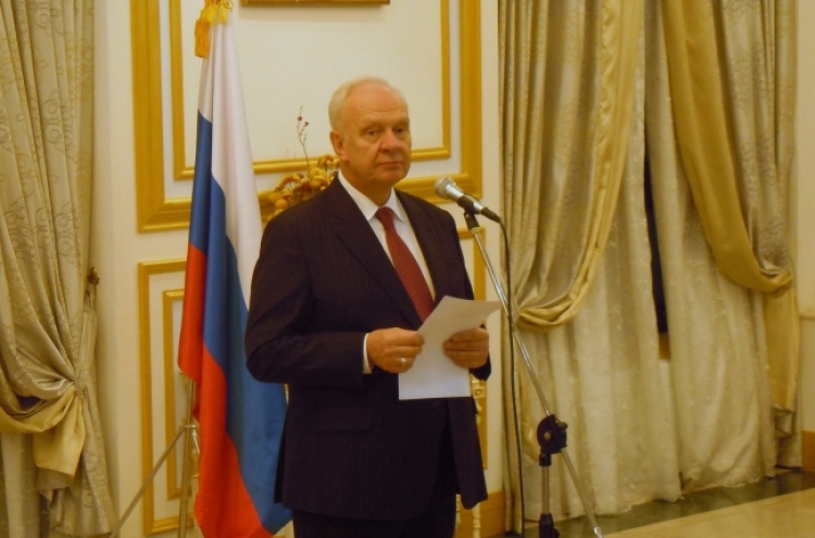 Envoy celebrates ‘New Russia’ on Constitution Day