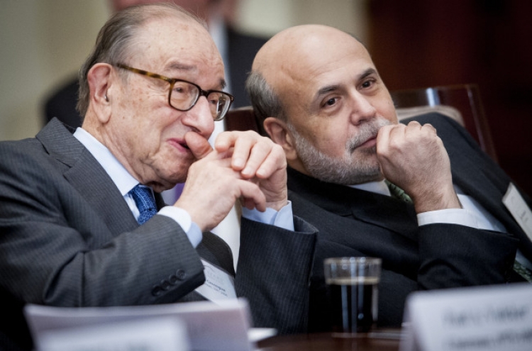 Bernanke says Fed stood up to pressure in ‘finest hours’