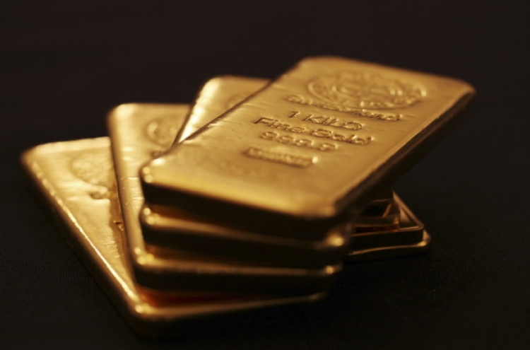 Gold analysts get most bullish in a year after rout