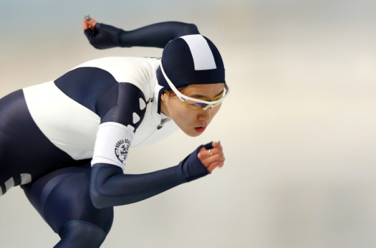 Lee Sang-hwa wins final Olympic prep event at home