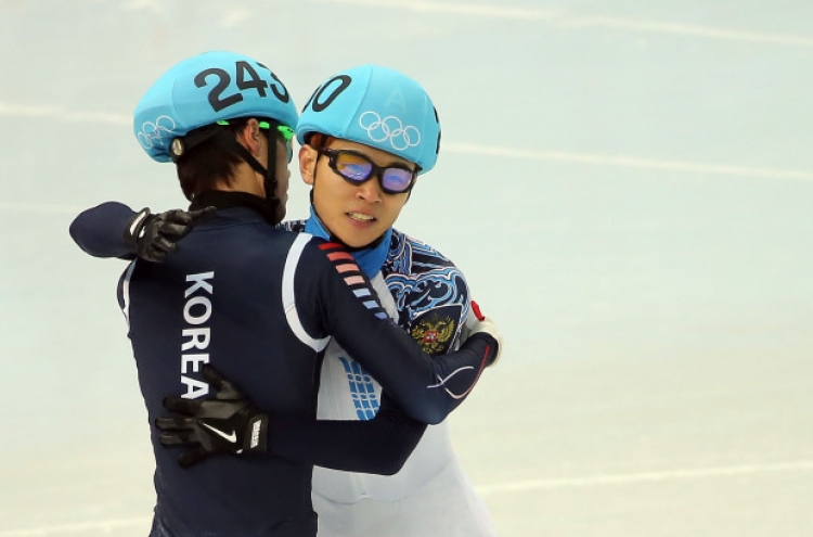 Viktor Ahn wins gold in 1,000m short track