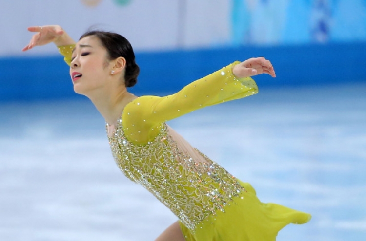 Figure skater Kim Yu-na leads after short program