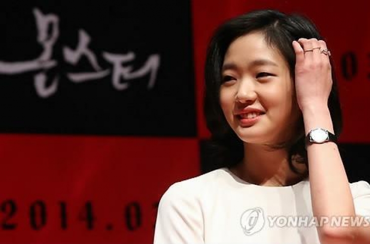 '은교’ 김고은, 2년 만에 ‘몬스터’로 돌아오다