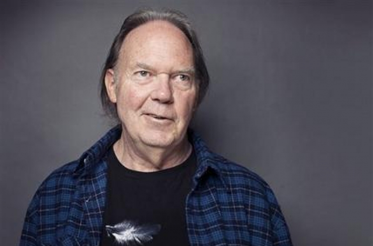 Neil Young raises $6m for Pono on Kickstarter