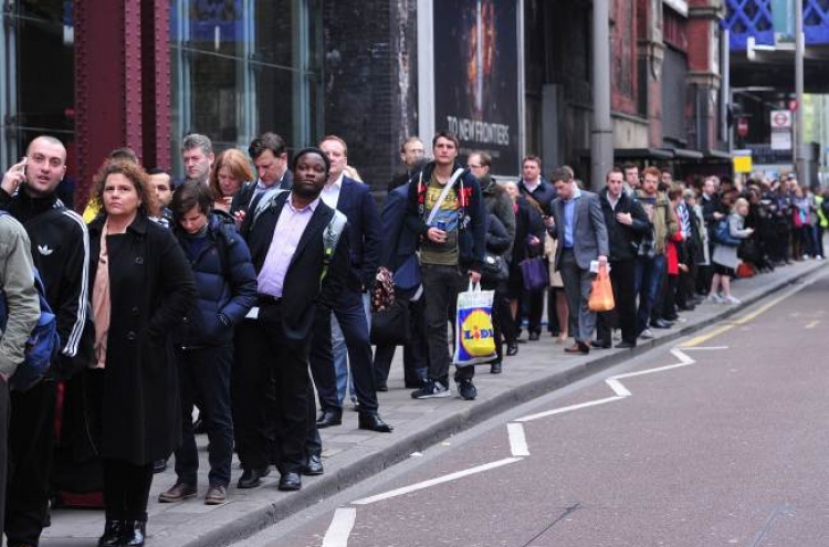 48-hour tube strike forces Londoners overground