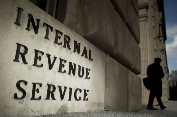 U.S. to unleash IRS on Russian banks