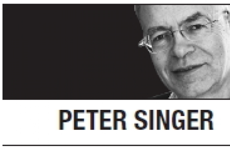 [Peter Singer] Is citizenship a human right?