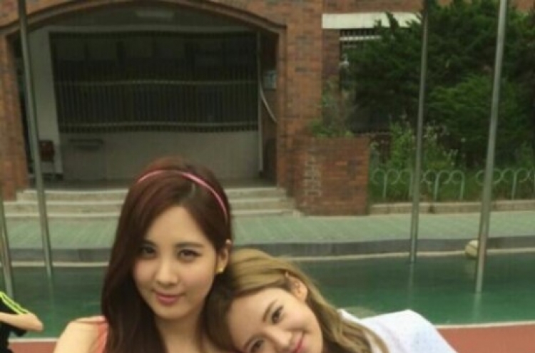 SNSD’s Seohyun and Hyoyeon train for hot body together