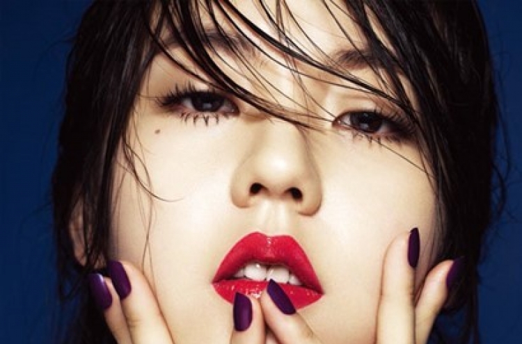 [Beauty] Ahn So-hee’s ‘red lip’ beauty editorial