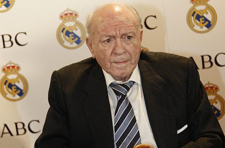 Di Stefano in coma after heart attack