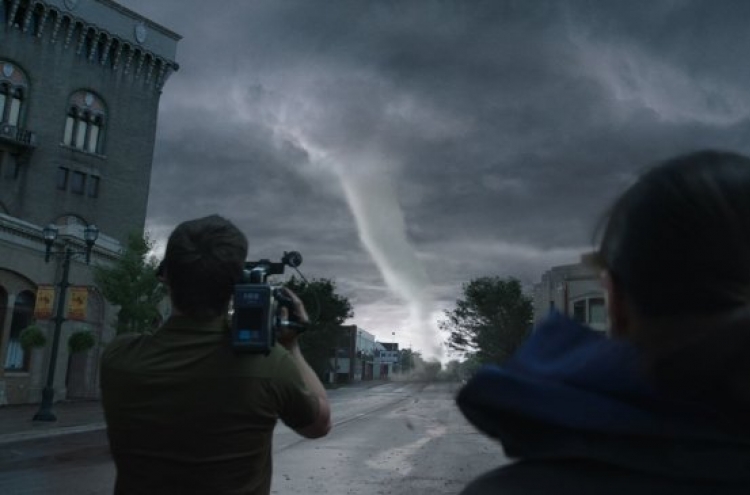 ‘Into the Storm’ short on suspense, plot