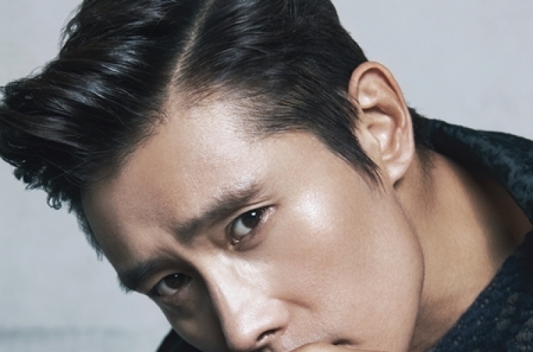 Lee Byung-hun knows Giorgio Armani