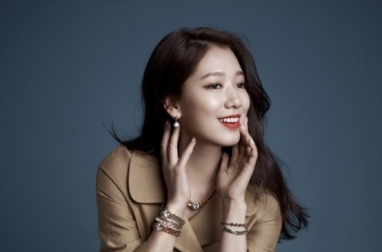 Park Shin-hye hails fall with Agatha Paris jewelry