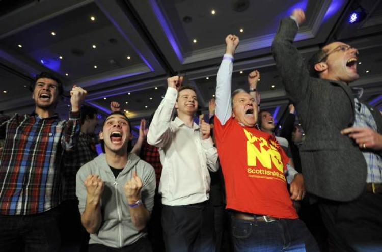 Scotland rejects independence in historic referendum