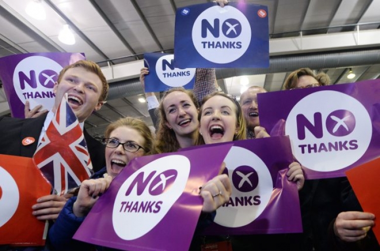Scots reject independence in referendum