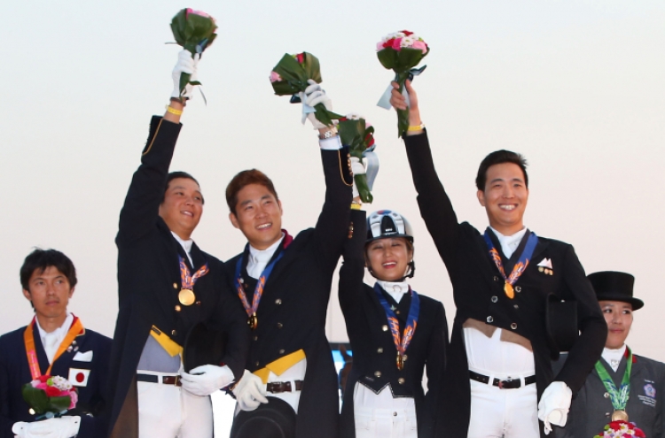 [Asian Games] Korea wins gold in team dressage equestrian at Asiad