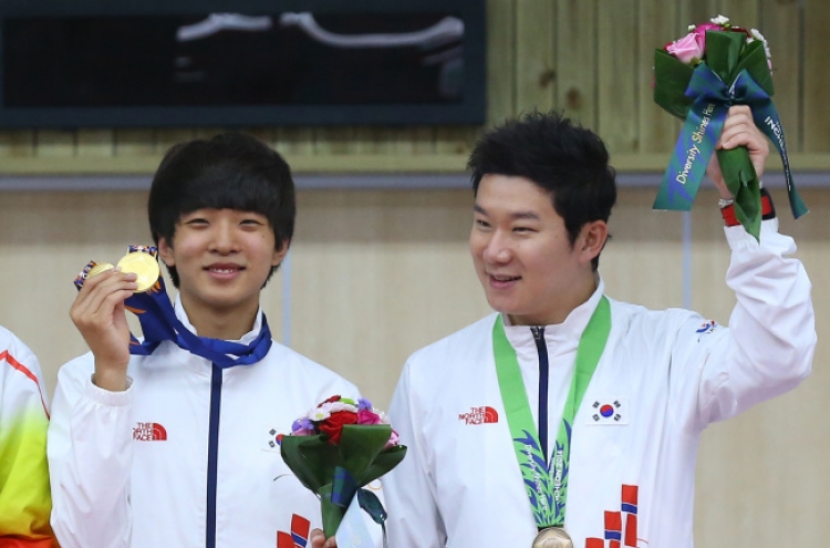 [Asian Games] Korean teen wins two shooting golds