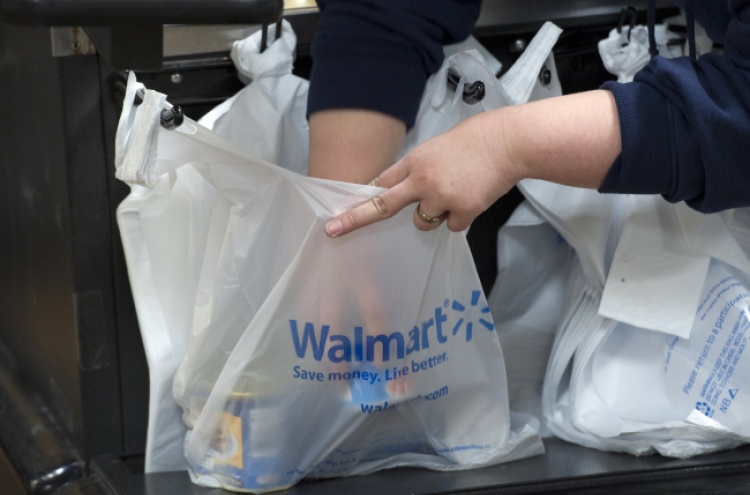 Wal-Mart cuts health benefits for some part-time employees