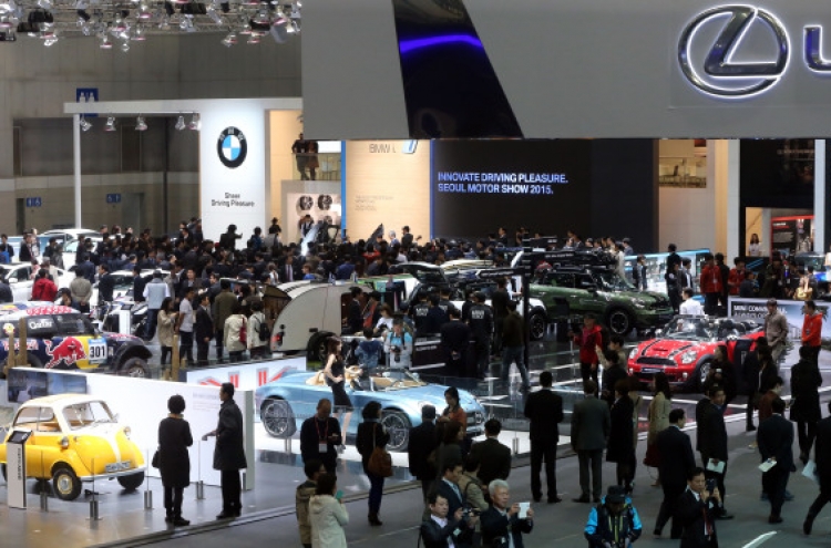 Seoul Motor Show opens