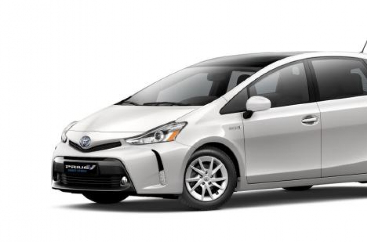 Prius V joins vanguard of Toyota’s green car push