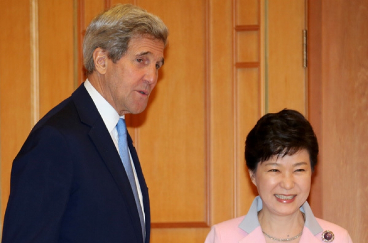 Park meets with Kerry on N. Korea