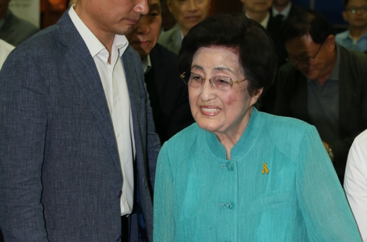 Ex-first lady seeks to visit N.K.