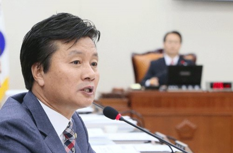 Prosecutors to reinvestigate lawmaker over alleged sexual assault