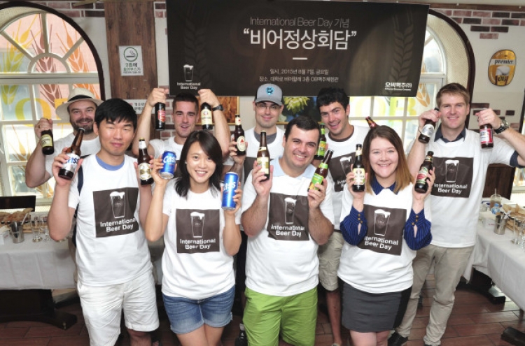 [Photo News] Cheers to beers