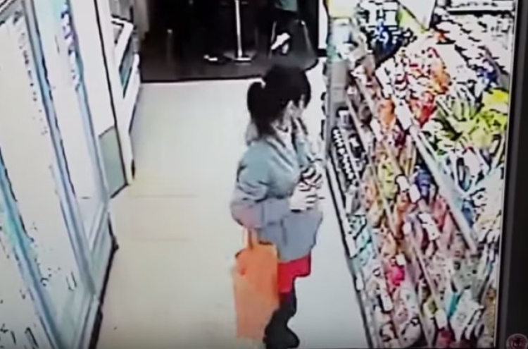 중국의 아이스크림 도둑… ‘기상천외’ (영상)