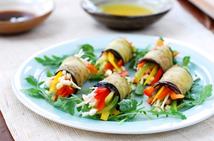 Eggplant rolls (gaji mari)