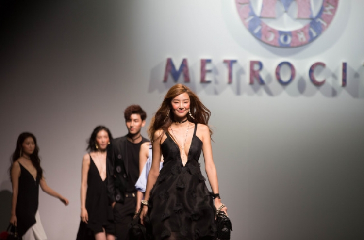 Businesses cash in on Fashion Week