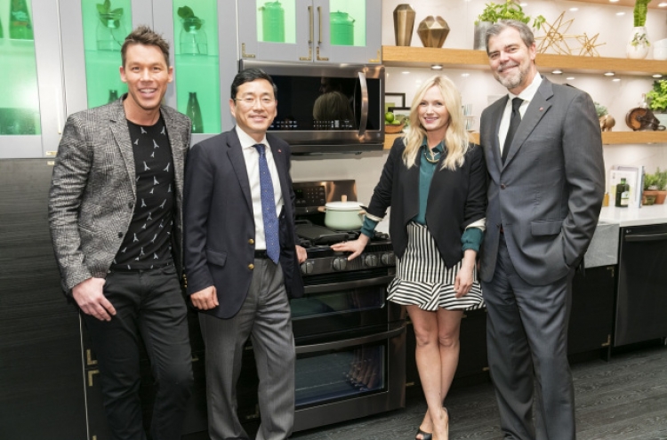 [Photo News] LG runs marketing campaign for premium kitchen appliances in U.S.