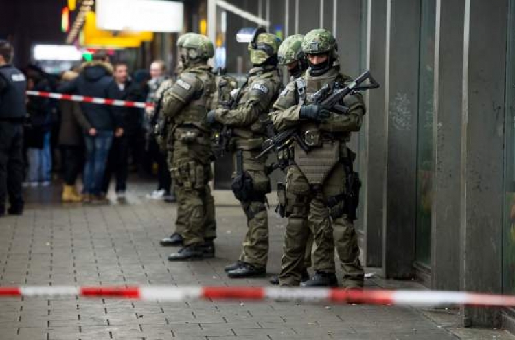 Police in Munich warn of 'imminent threat' of attack
