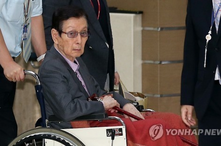 Lotte founder Shin may face probe over false reporting on ownership