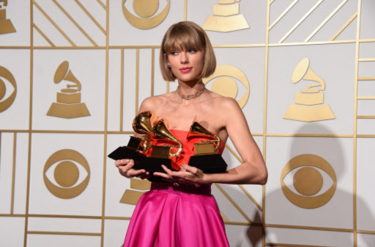 At latest Grammys, a triumph of the popular