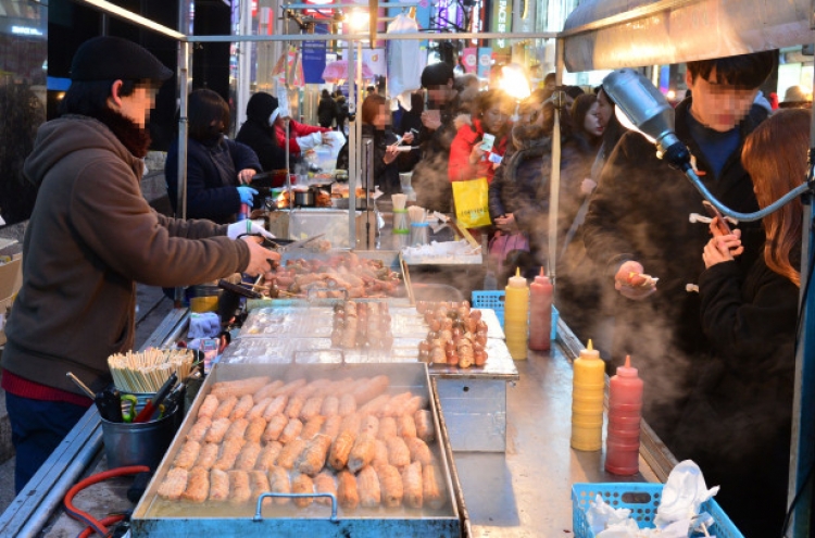 [Weekender] Moveable feasts: Street foods shed humble beginings