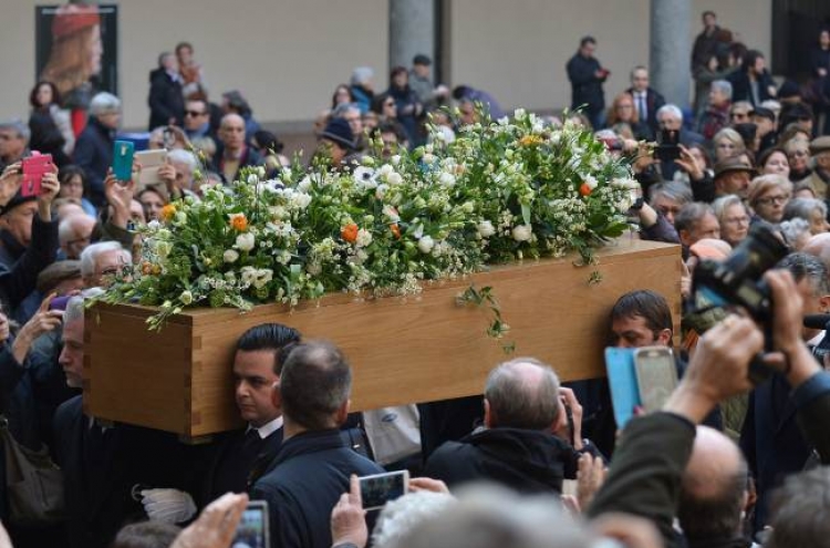 Italy‘s castle farewell to literary giant Umberto Eco